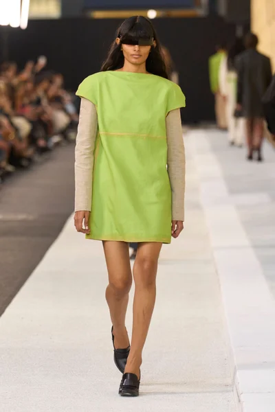 Look 45